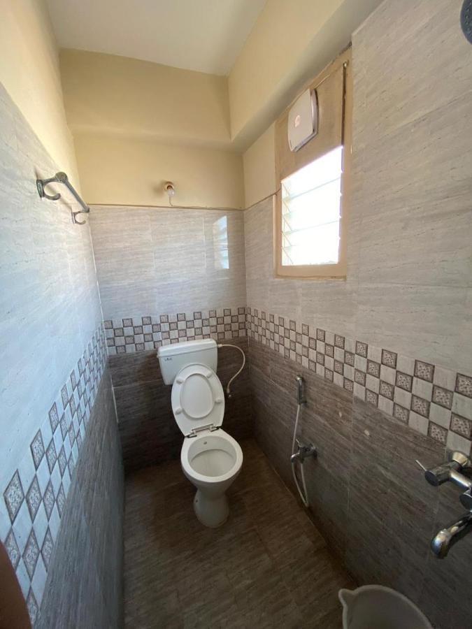 Hotel Renuka Visakhapatnam Buitenkant foto