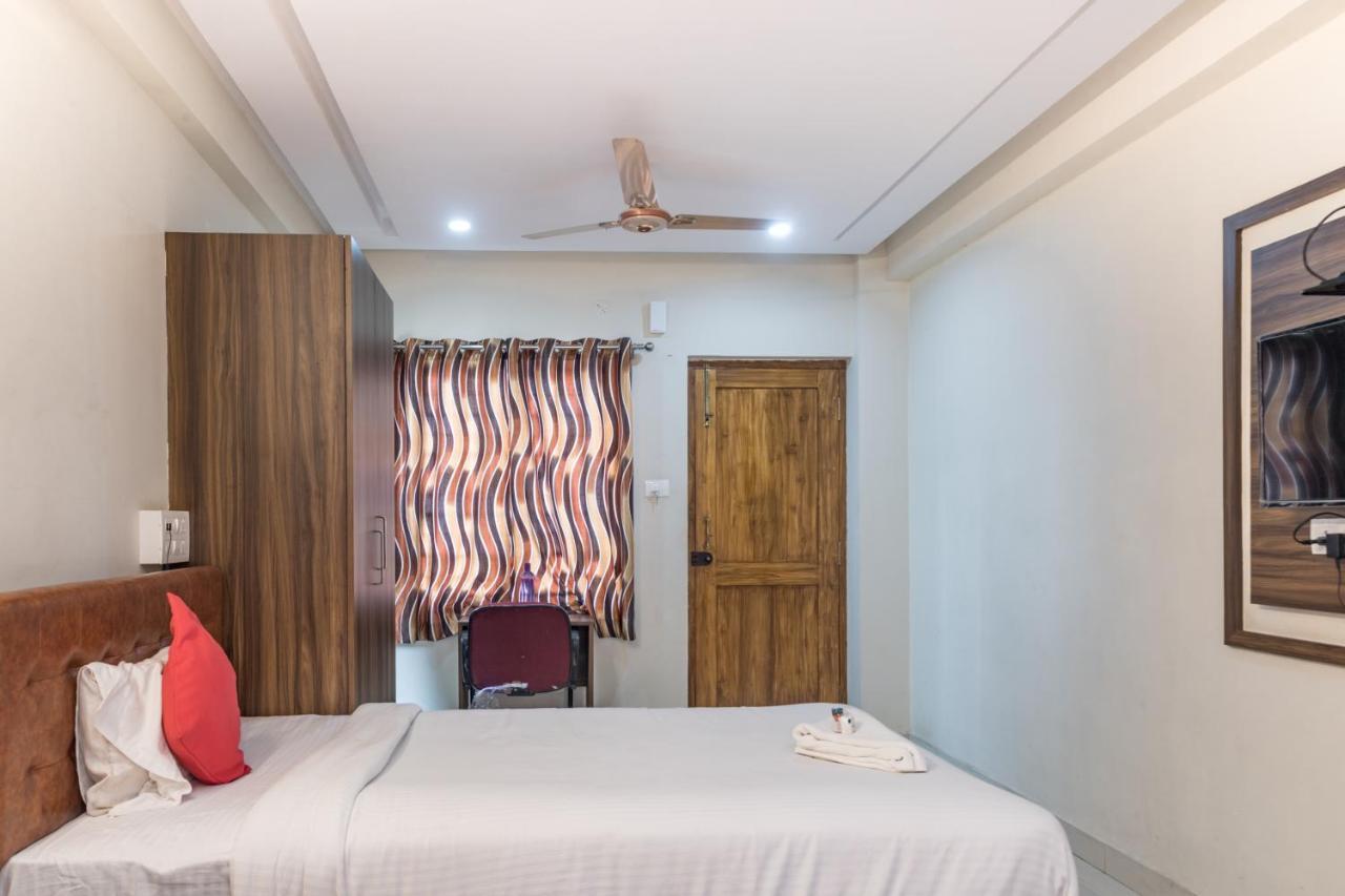 Hotel Renuka Visakhapatnam Buitenkant foto