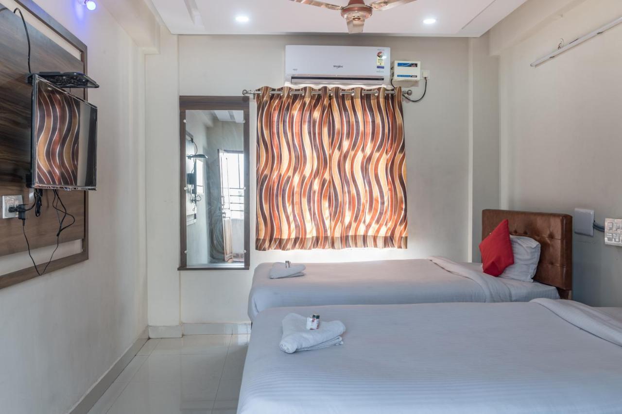 Hotel Renuka Visakhapatnam Buitenkant foto